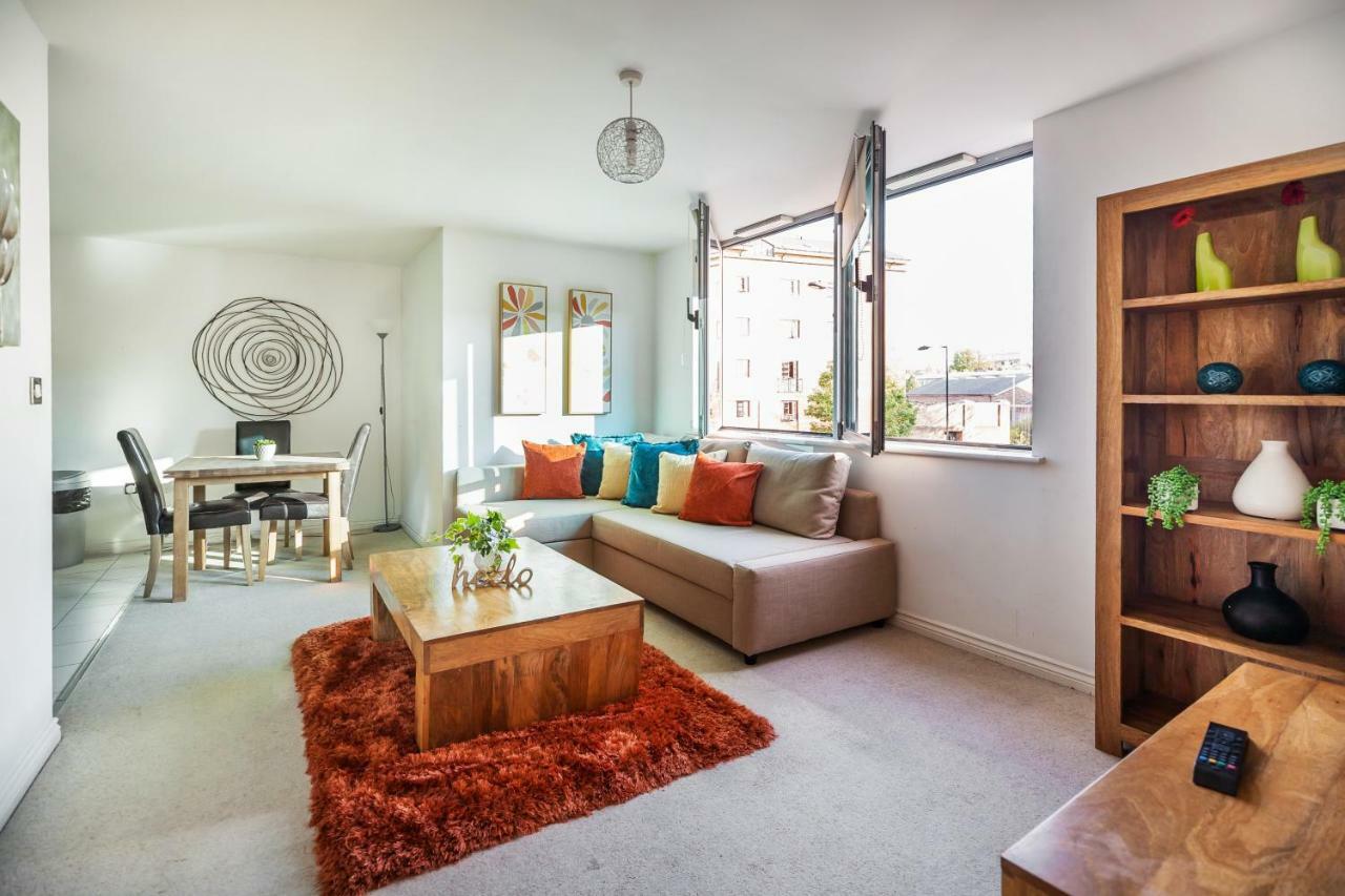 Club Living - Camden Town Apartments Londres Exterior foto